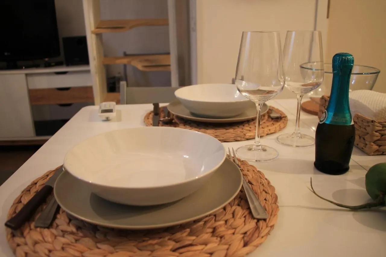 Appartamento Home Hexagon Палермо